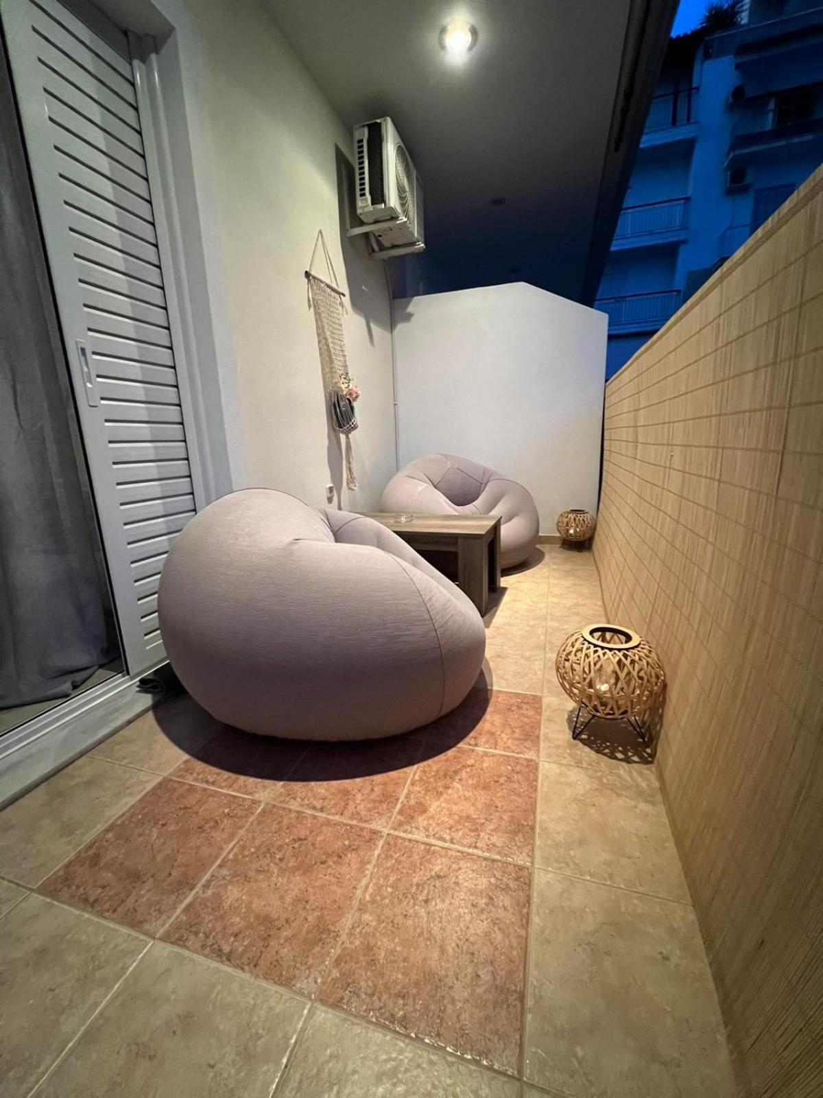 Cozy Apartment In The Heart Of Athens Exterior photo